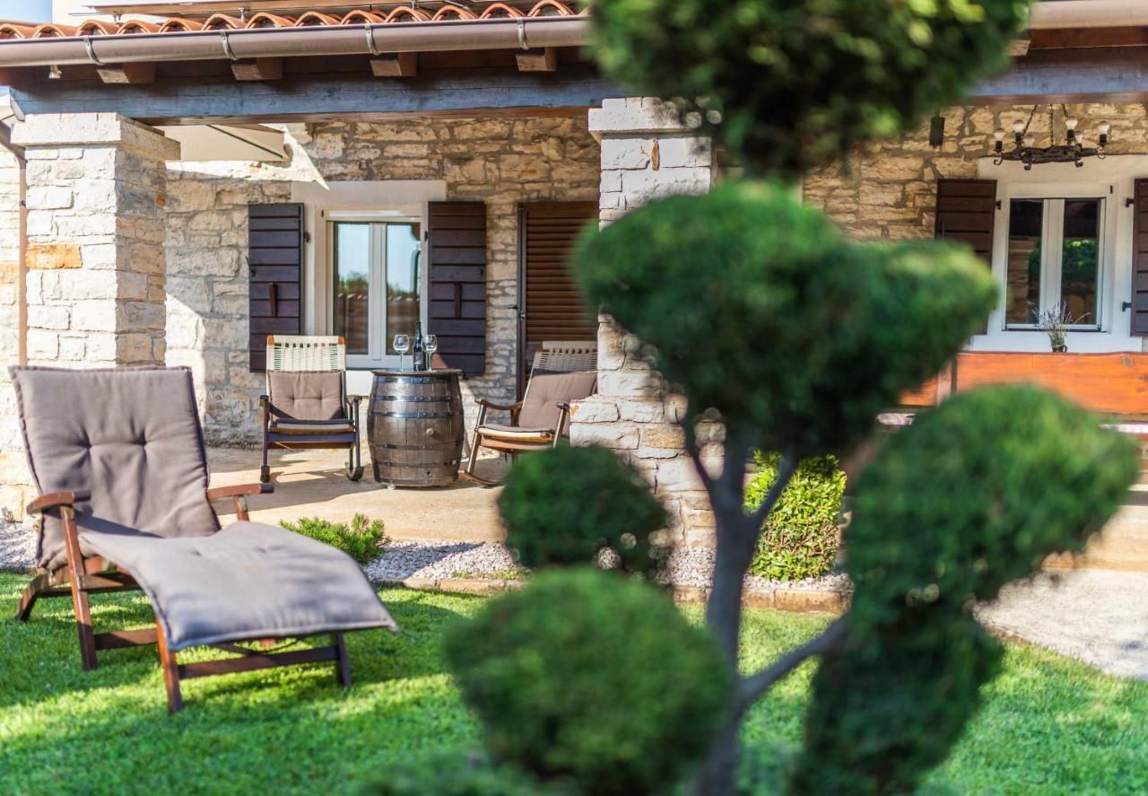 Holiday Home Ana Kanfanar Exterior photo